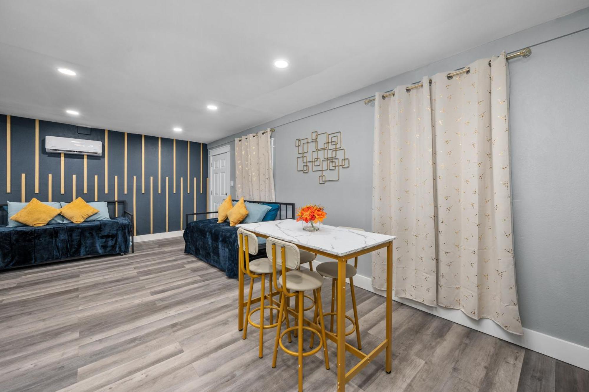 Modern 2Br City Center Getaway With Free Park Houston Dış mekan fotoğraf