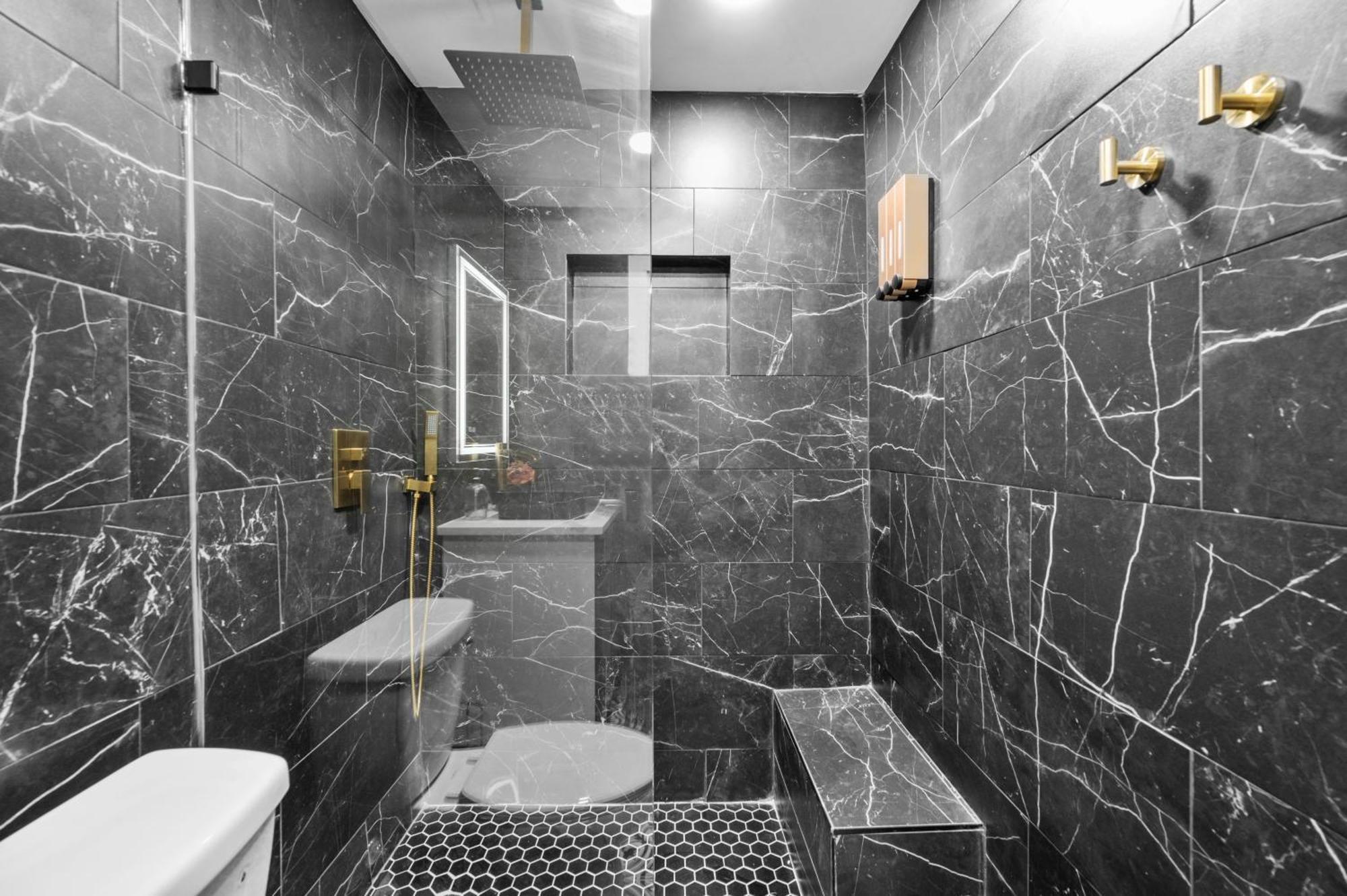 Modern 2Br City Center Getaway With Free Park Houston Dış mekan fotoğraf
